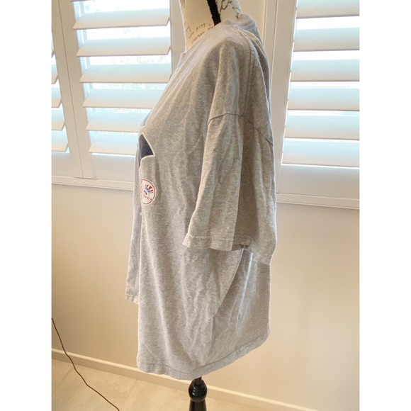 Adidas New York Yankees Short Sleeve T-shirt Size XL - Picture 3 of 11